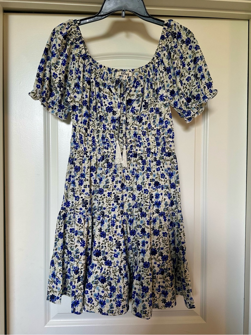 Hint of Blush - Adorable Blue Floral Dress - NWOT!